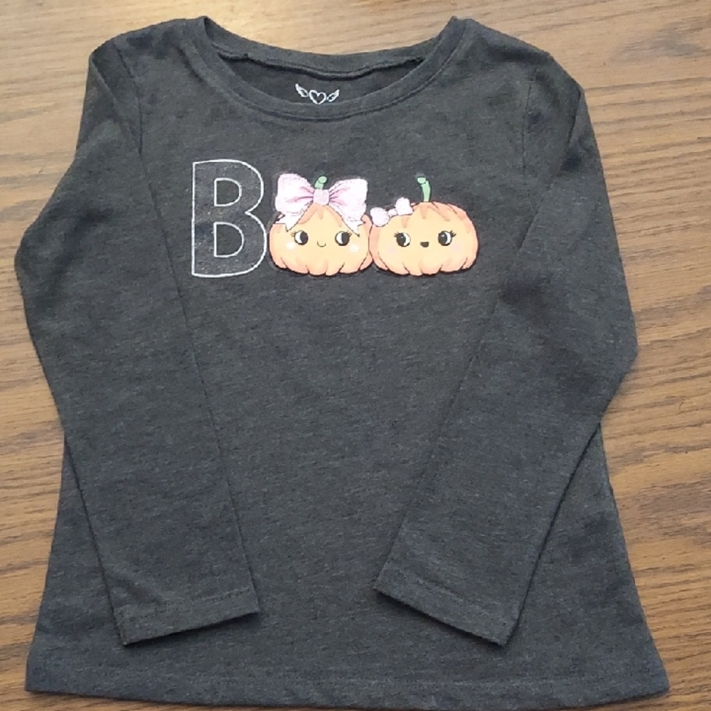 Gray Kids Shirt with Pumpkin Design